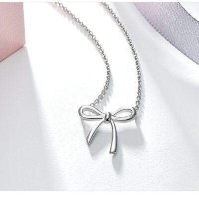Bow Pendant Color Gold Clavicle Chain