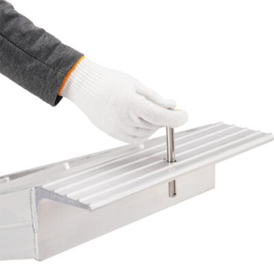 VEVOR Aluminum Ramps, 8810 Lbs, Heavy-duty Ramps With Top Hook Attaching End, Universal Loading Ramp For Motorcycle, Tractor, ATV UTV, Trucks, Lawn Mower, 72inL X 15inW, 2Pcs