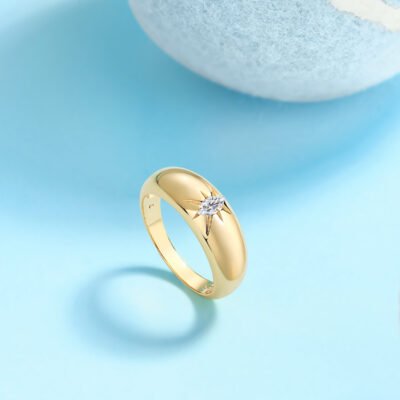 1Eight-prong Radiance - A Fashionable And Luxurious Jewelry Piece Set With Moissanite S925 Sterling Silver And Gold-plated Diamond Prohibit Tk Sales