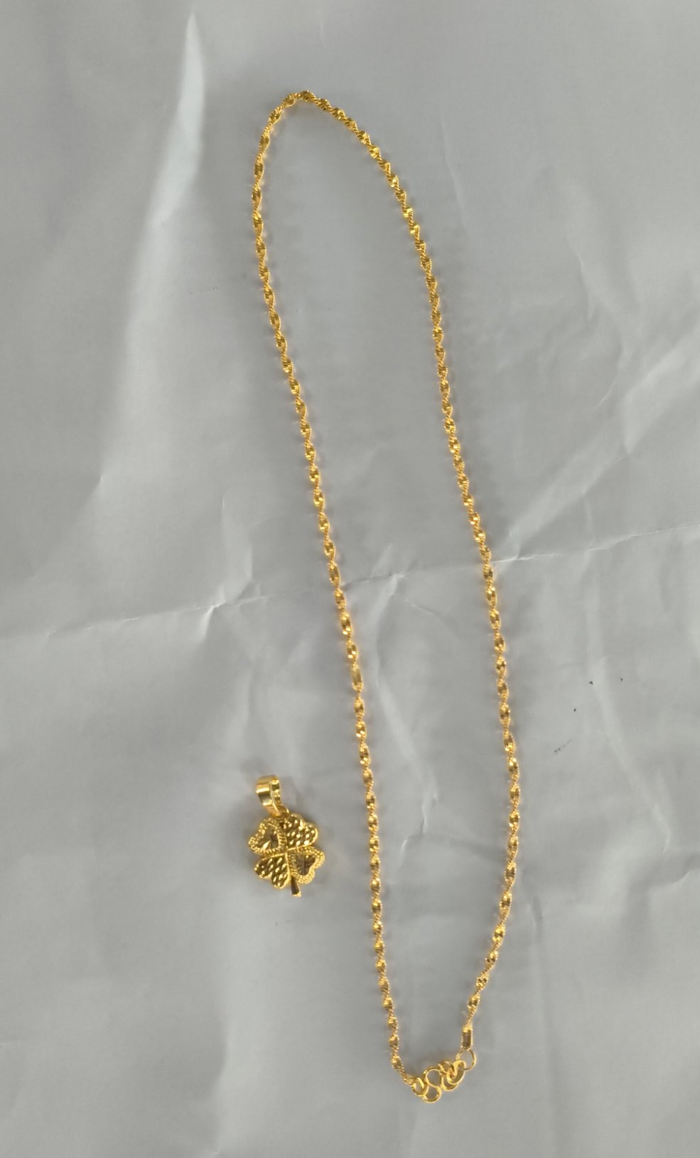 Gold-plated Brass Pendant Necklace For Women, Water Wave Textured Collarbone Chain - Image 4