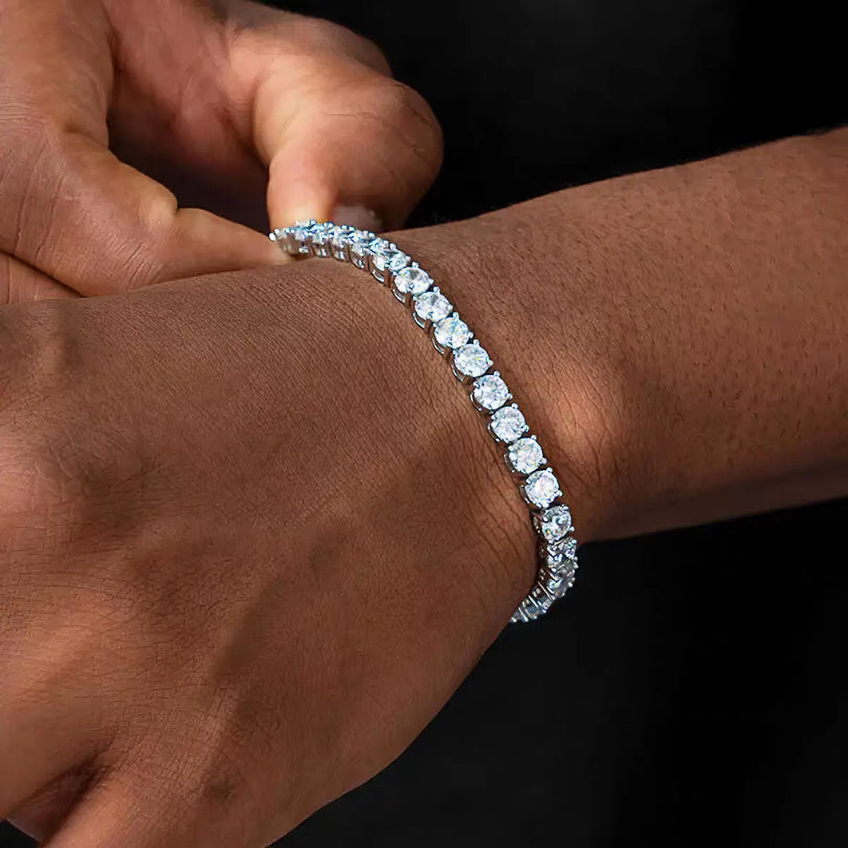 Sleek Luxury Sparkling Zircon Bracelet,Detachable Extender Chain,Unisex For Daily Wear, Christmas Outfits And Beach Occasions - Image 8